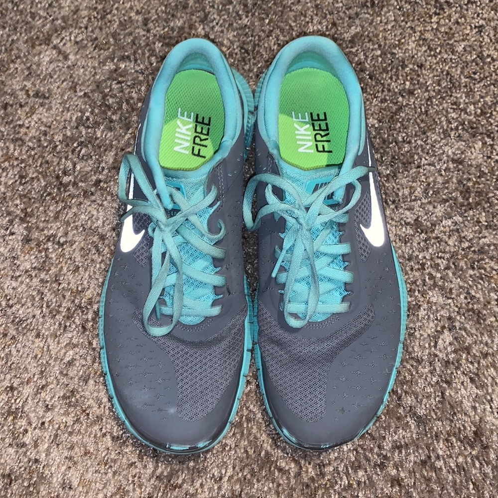Nike Sneakers